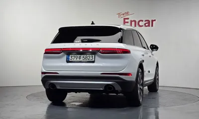 Lincoln Corsair 2021, 92266 км, за 15207.42 USD - фото 4