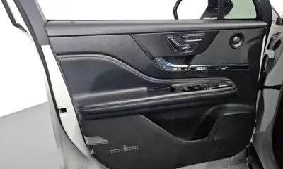 Lincoln Corsair 2021, 92266 км, за 15207.42 USD - фото 25