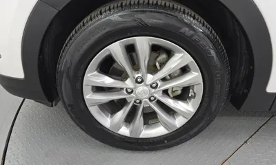Hyundai Santafe 2016, 130867 км, за 7615.89 USD