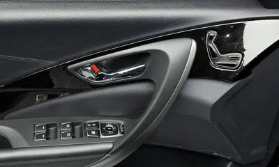 Hyundai Grandeur 2015, 149659 км, за 4135.49 USD - фото 19