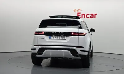 Land Rover Range Rover Evoque 2025, 8605 км, за 39385.59 USD