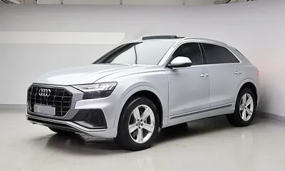 Audi Q8 2021, 115642 км, за 31384.2 USD
