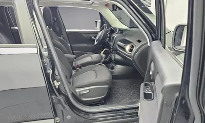 Jeep Renegade 2016, 107284 км, за 4269.57 USD - фото 11