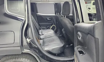 Jeep Renegade 2016, 107284 км, за 4269.57 USD - фото 12