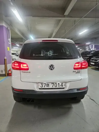 Volkswagen Tiguan 2015, 189268 км, за 5748.26 USD