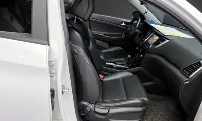 Hyundai Tucson 2016, 88070 км, за 7870.55 USD - фото 12