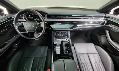 Audi A8 2023, 24416 км, за 64705.95 USD - фото 7