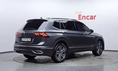 Volkswagen Tiguan 2023, 46791 км, за 19385.91 USD
