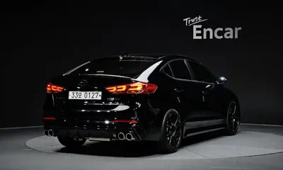 Hyundai Avante 2017, 70506 км, за 7676.3 USD