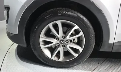 Hyundai Santafe 2013, 174143 км, за 4680.49 USD