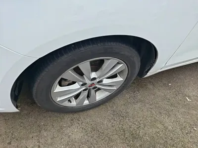 Roewe 360 2019, 66000 км, за 3383.36 USD - фото 23