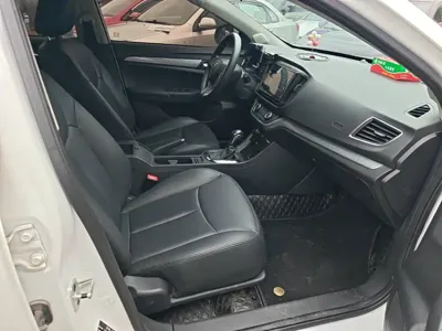 Roewe 360 2019, 66000 км, за 3383.36 USD - фото 25