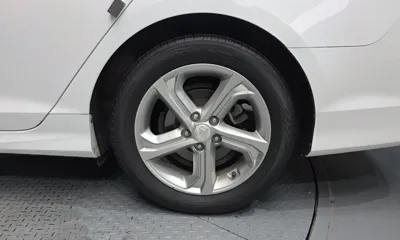 Hyundai Sonata 2019, 74205 км, за 10043.32 USD - фото 21