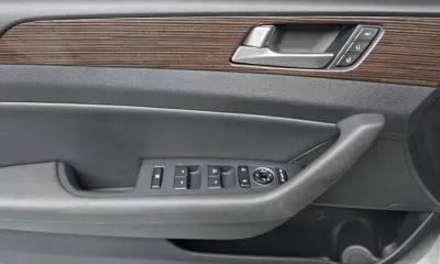 Hyundai Sonata 2019, 74205 км, за 10043.32 USD - фото 24