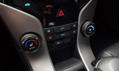 ChevroletGMDaewoo Cruze 2015, 124587 км, за 3190.73 USD - фото 19