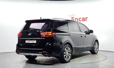 Kia Canival 2019, 111334 км, за 9100.95 USD