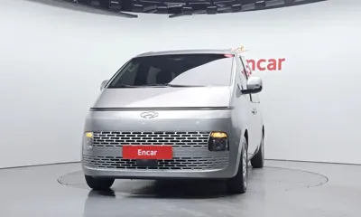 Hyundai Staria 2023, 108930 км, за 17112.65 USD