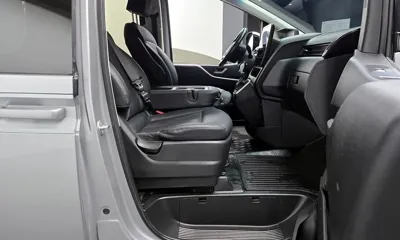Hyundai Staria 2023, 108930 км, за 17112.65 USD - фото 10