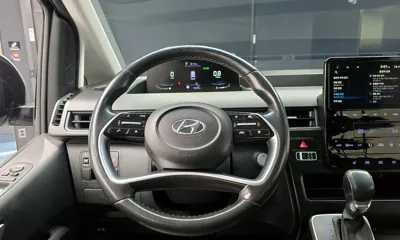 Hyundai Staria 2023, 108930 км, за 17112.65 USD - фото 14