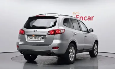 Hyundai Santafe 2008, 200132 км, за 1980.13 USD
