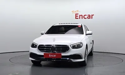 Mercedes-Benz E-Class 2023, 78414 км, за 25449.52 USD