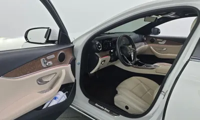 Mercedes-Benz E-Class 2023, 78414 км, за 25449.52 USD - фото 10