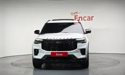 Ford Explorer 2025, 7475 км, за 33366.37 USD