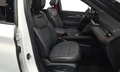 Ford Explorer 2025, 7475 км, за 33366.37 USD - фото 10