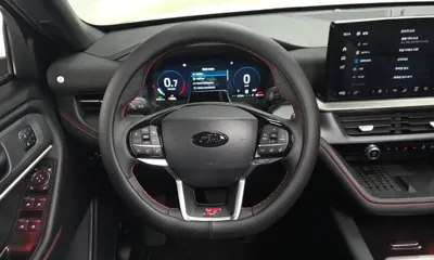Ford Explorer 2025, 7475 км, за 33366.37 USD - фото 13
