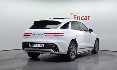 Genesis GV70 2023, 23494 км, за 28404.36 USD