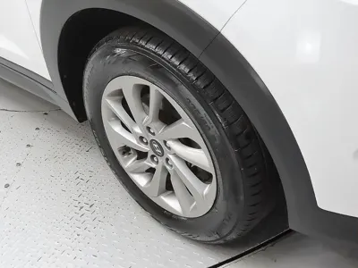 Hyundai Tucson 2016, 152732 км, за 5863.2 USD