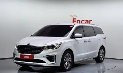 Kia Canival · 2019 год