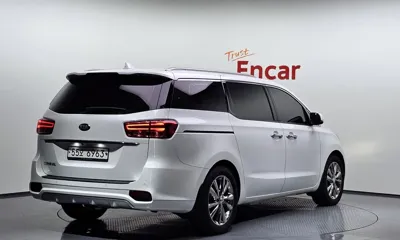 Kia Canival 2019, 75253 км, за 11510.13 USD