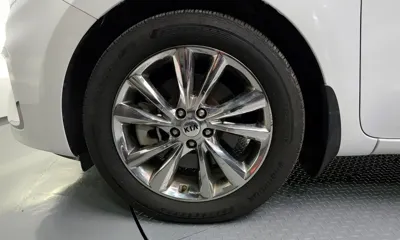 Kia Canival 2019, 75253 км, за 11510.13 USD