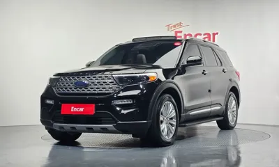 Ford Explorer · 2022 год