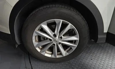 Nissan Qashqai 2016, 308707 км, за 2509.93 USD