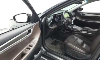 Hyundai Grandeur 2023, 165765 км, за 10548.93 USD - фото 10