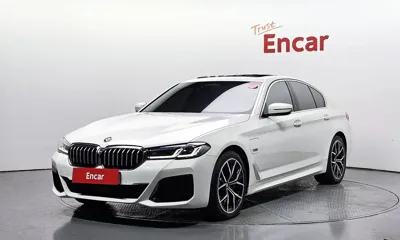 BMW 5-Series · 2022 год