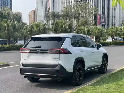 Toyota Wildlander 2022, 10000 км, за 17313.73 USD - фото 6