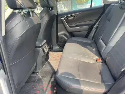 Toyota Wildlander 2022, 10000 км, за 17313.73 USD - фото 9