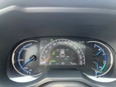 Toyota Wildlander 2022, 10000 км, за 17313.73 USD - фото 15