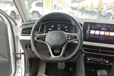 Volkswagen Tiguan L 2023, 34700 км, за 19808 USD - фото 13