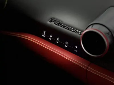Ferrari F8 2021, 5000 км, за 381195.52 USD - фото 8