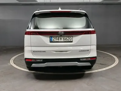 Kia Canival 2021, 177070 км, за 15146.58 USD