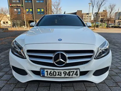 Mercedes-Benz C-Class · 2017 год