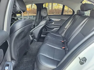 Mercedes-Benz C-Class 2017, 120820 км, за 7598.28 USD - фото 9