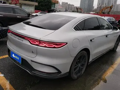 BYD Han 2025, 34000 км, за 16038.54 USD