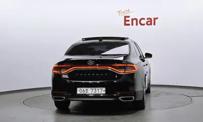 Hyundai Grandeur 2018, 82321 км, за 12757.81 USD