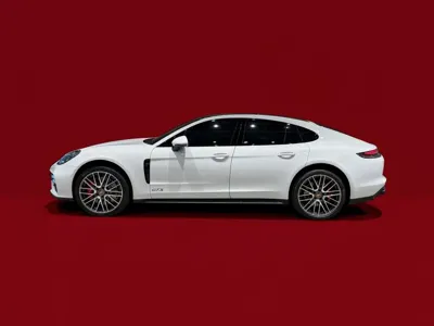 Porsche Panamera · 2022 год