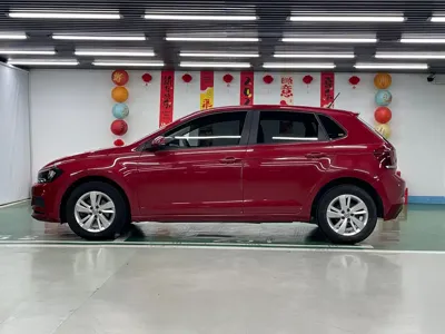 Volkswagen Polo 2020, 79000 км, за 6424.13 USD